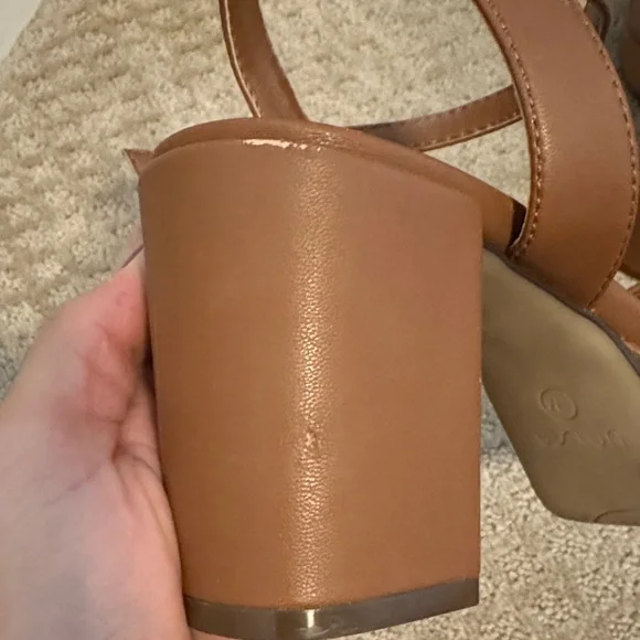 Unisa Women's Tan Platform Sandals - Picture 3 of 4